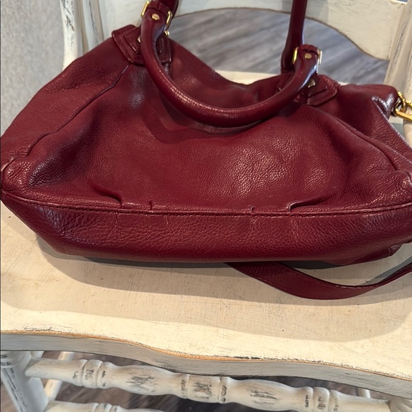 Marc Jacob’s Burgundy Leather Handbag - Picture 4 of 8